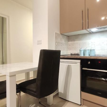 Green Residence Belgrado Exterior foto